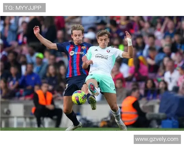 尤文图斯与巴萨激战在即球迷期待巅峰对决的精彩瞬间